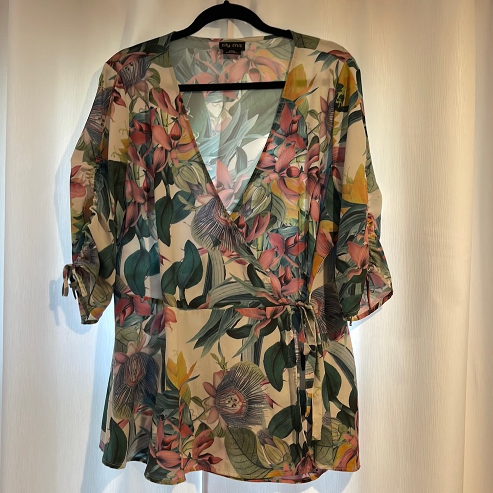 Floral wrap top